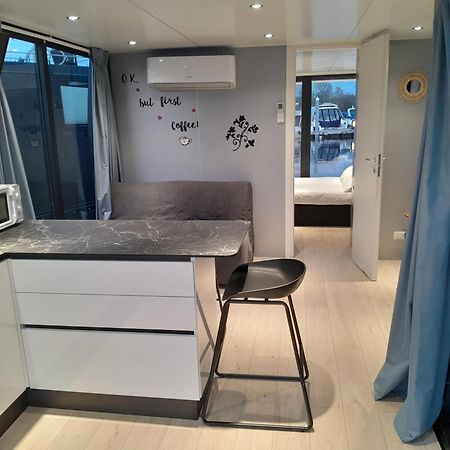 Floating Experience Black Pearl, Lago Maggiore Dormelletto Esterno foto